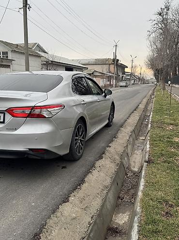 Toyota: Toyota Camry: 2018 г., 2.5 л, Вариатор, Гибрид, Седан — 5