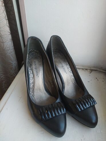 реставрация каблука обтянутого кожей: Туфли 36.5, цвет - Черный