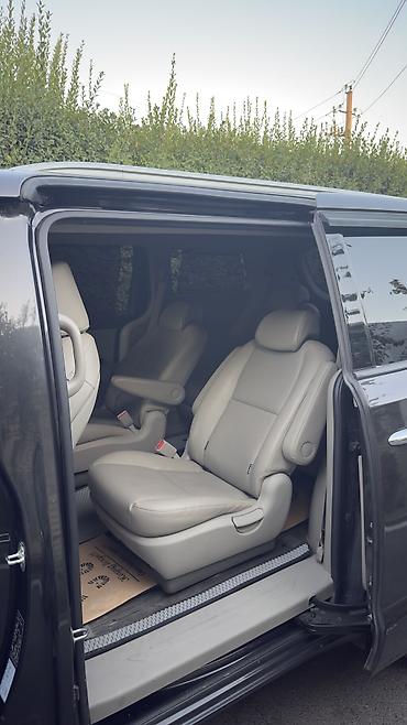 karnival: Kia Carnival: 2019 г., 2.2 л, Дизель — 7