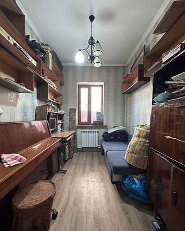 район гес 2: 📍 Чернышевского пер. 🔘5-комнатный 🔘Этаж 1 🔘80м² Продается уютный — 5