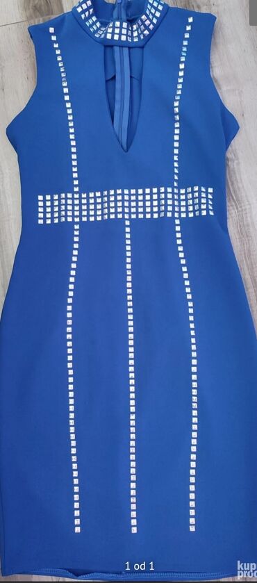 dekolte haljine: M (EU 38), L (EU 40), color - Light blue, Evening, With the straps