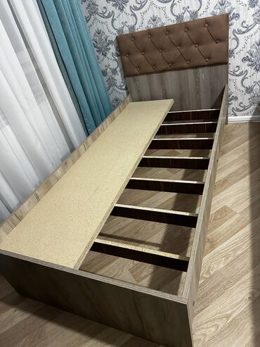 пружины для кровати: Б/у, Односпальная кровать, Без подьемного механизма, С матрасом, Без выдвижных ящиков, Азербайджан