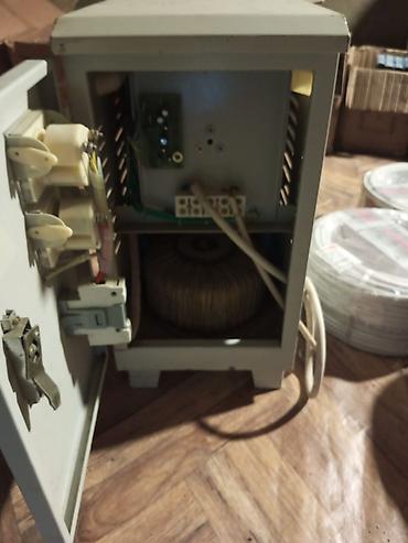 baklar və cənlər: ROCIAD SVC-5000VA – Avtomatik Gərginlik Tənzimləyicisi (AC AVR) - — 2