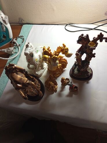 Подарки и сувениры: Продаю статуэткивсе подаренные,продаю в связи переездом за все прошу — 2