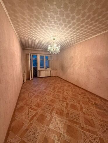 недостроенные дома в бишкеке: 3 бөлмө, 44 кв. м, 104-серия, 4 кабат, Эски ремонт