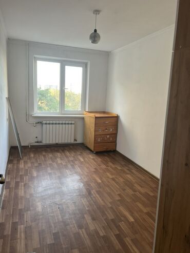 квартира жер уй бишкек: 2 бөлмө, Жарым -жартылай эмереги бар