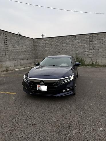 140 500: Honda Accord: 2018 г., 2 л, Вариатор, Гибрид, Седан — 2