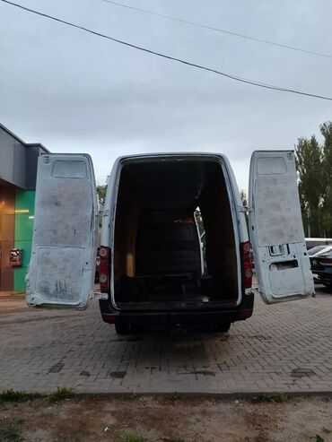 голльф 2: Volkswagen Crafter: 2007 г., 2.7 л, Механика, Дизель, Бус