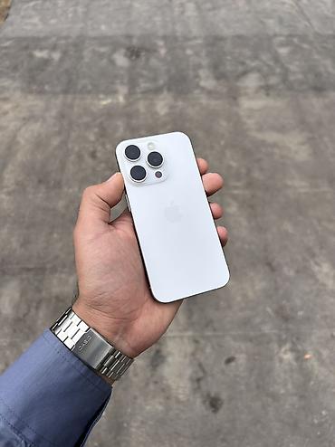 iphone en ucuz telefon: IPhone 15 Pro, 128 GB, White Titanium, Face ID, Zəmanət, Simsiz şarj — 1