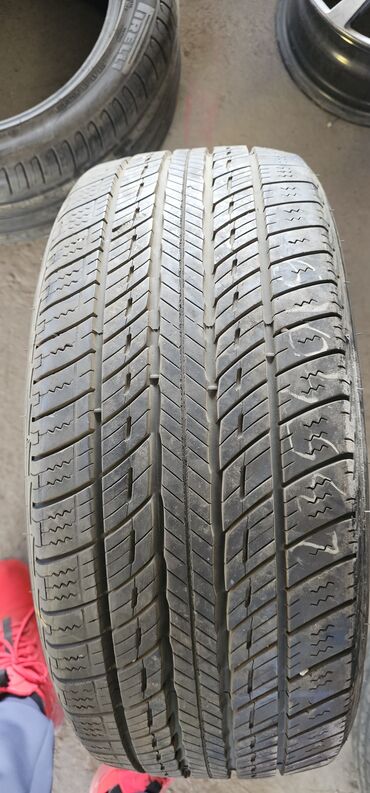 камни 40: Шины 235 / 40 / R 19, Лето, Б/у, 1 шт, Легковые, США