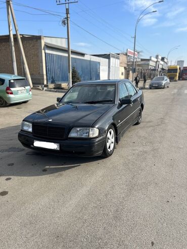 продажа авто в рассрочку от частных лиц: Mercedes-Benz C-Class: 1995 г., 1.8 л, Механика, Бензин, Седан