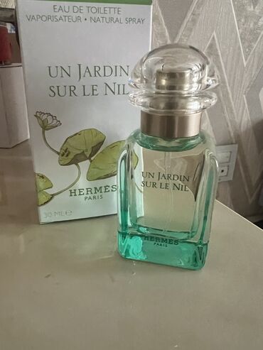 yaşıl qadın ayaqqabıları: TECILI SATILIR. Hermes Un jardin sur le nil 30 ml. Original. Rusiyadan