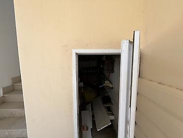 ev ve bag: İki mərtəbəli fərdi yaşayış evi - Ümumi plan: 2 mərtəbə, birinci — 4