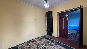 3: Продается пол дома с участком и огороженным двором. Район нового — 9