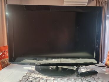 купить экран для компьютера: Телевизор LG с плоским экраном, диагональ 32 дюйма. Классический
