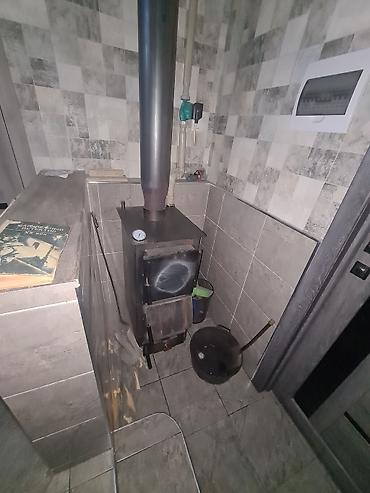 Продажа коттеджей и домов: Продаётся жилой дом с земельным участком и собственным прудом. - — 8