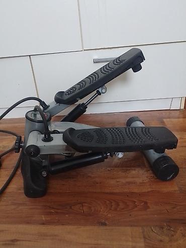 Ostale sprave za vežbanje: Steper je potpuno ispravan osim displeja za merenje minuta koji nerad! — 11