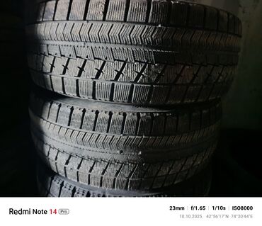 покрышка на ниву: Шины 225 / 45 / R 19, Зима, Б/у, Пара, Легковые, Япония, Bridgestone