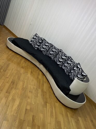 Divanlar: Divan, İşlənmiş, Açılmayan, Vеlur parça — 8