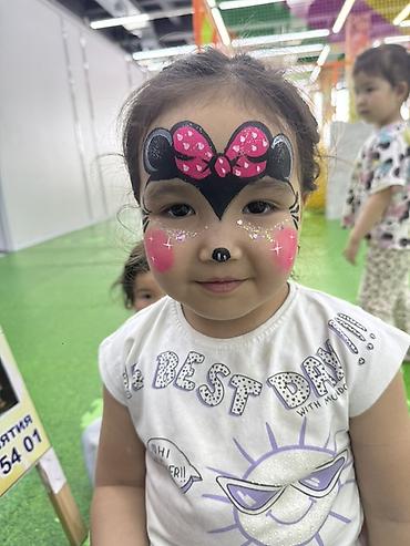 Макияж: Праздничный, Гипоаллергенные материалы — 9