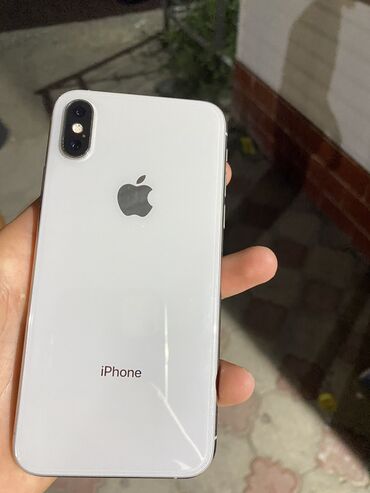 айфон болуп толоо: IPhone Xs, Колдонулган, 256 ГБ, Ак, Заряддоочу түзүлүш, 77 %