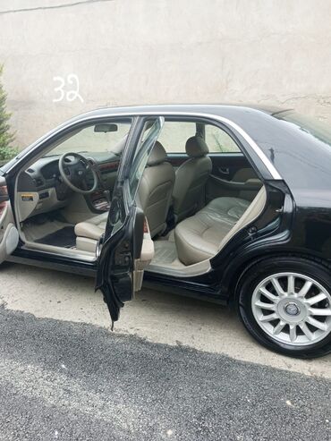 Hyundai: Hyundai XG (Grandeur) sedan - Kuzov: qara rəng, xrom detallar, 16" — 10