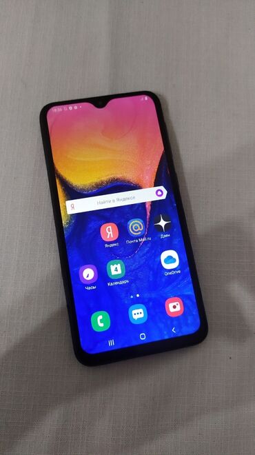 продажа сотовых телефонов бу: Samsung Galaxy A10, Колдонулган, 32 ГБ, түсү - Кара, 2 SIM