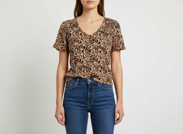 reserved t shirty z kotem: Next, Women`s T-shirt, size XS