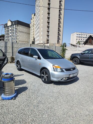 срочно продаю нужны деньги очень срочно: Honda Stream: 2001 г., 1.7 л, Автомат, Бензин, Минивэн
