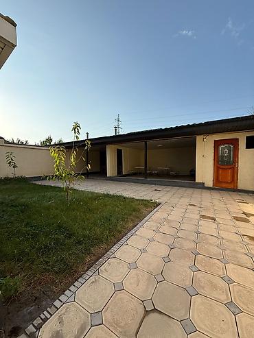 ищу дом в гавриловке: 6 комнат и более, 241 м², 4 соток, Бишкек, Ынтымак ж/м Собственник — 3