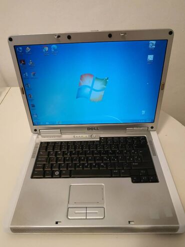 Dell: 2 GB OZU, 15.4 " — 8