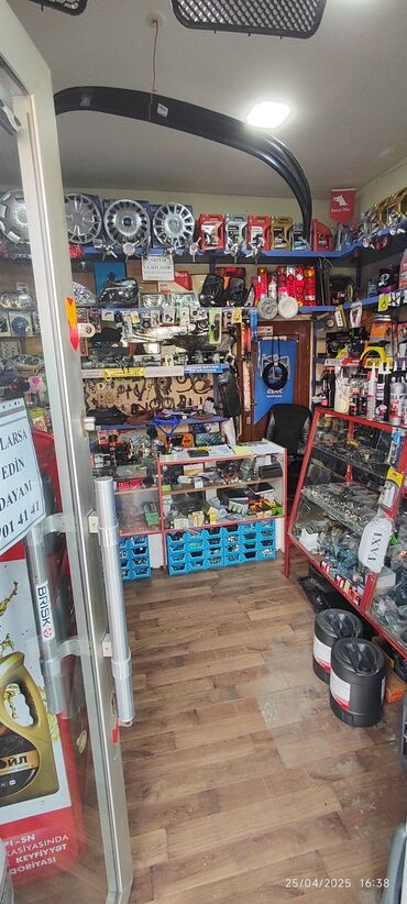 Kommersiya daşınmaz əmlakının satışı: Bakı prosbektində yerləşir 2inci mərtəbəsi otel kimi nəzərdə tutulub — 9