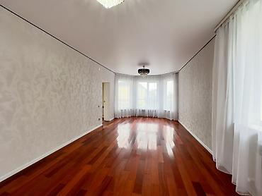 Үйлөрдү сатуу: 4 бөлмө, 160 м², 4 соток, Төмөнкү Ала-Арча, Риелтор — 8