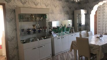 Qonaq otağı dəstləri: TV altlığı
