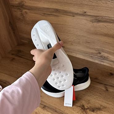 39: Легкие беговые кроссовки Li-ning черного цвета покупала за 8000с отдам — 4