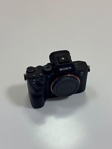 sony a7s iii: Sony α7 III (ILCE‑7M3) — тушка E‑mount. Ключевые особенности: - — 8