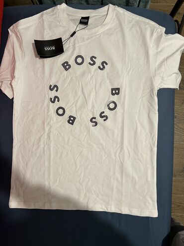 kaput boss: Men's T-shirt Hugo Boss, M (EU 38), bоја - Bela