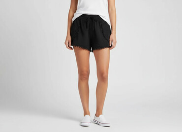 spodnie w paski pull and bear: Atmosphere, Szorty damskie, rozmiar M