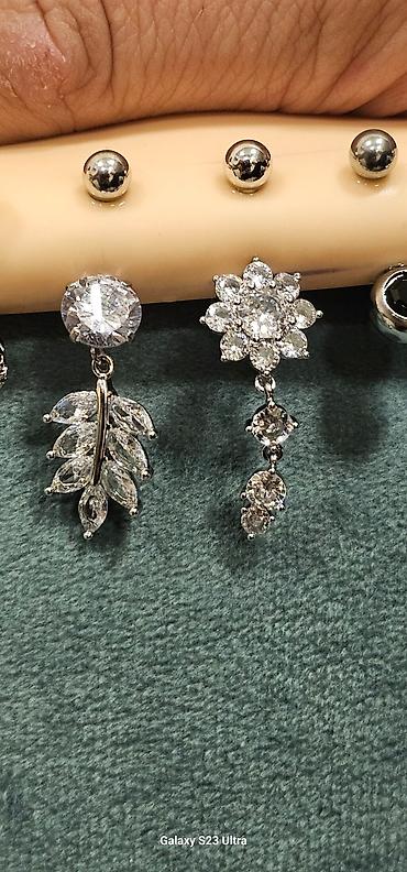 Pirsinq: Persink 
göbək sırğası — 4