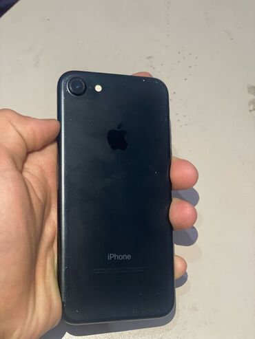 Apple iPhone: IPhone 7, Б/у, 128 ГБ, Black Titanium, Зарядное устройство, Защитное стекло, 99 %