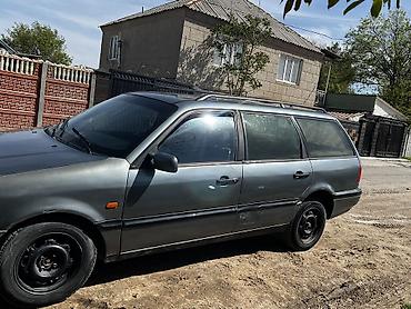 Volkswagen Passat: 1994 г., 1.8 л, Механика, Бензин, Универсал at lalafo.kg — 3 Volkswagen Passat: 1994 г., 1.8 л, Механика, Бензин, Универсал — 3