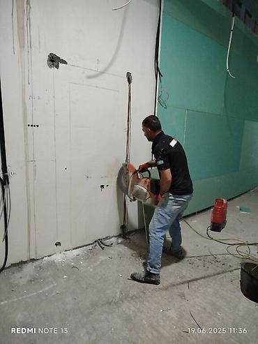 Beton işləri: #Betonkesme #betondeşmə Beton kubik kərpic - dən kəsim deşim — 9