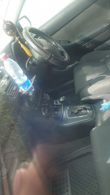 машина ала бука: Toyota Avensis: 2003 г., 1.8 л, Автомат, Бензин, Седан