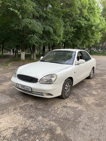 Daewoo: Daewoo Nubira: 2001 г., 1.5 л, Автомат, Бензин, Седан