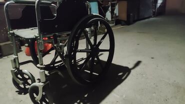 детская инвалидная коляска: Детская, или для худых,инвалидная коляска, б/у в хорошем состоянии
