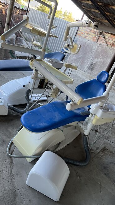 стоматологические кресла цена: Срочно срочно срочно продаю 2 стоматологические установки цена