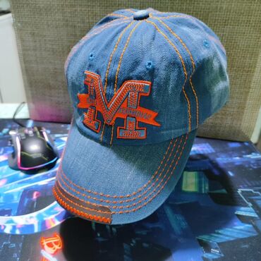 Кепки: Кепка, Бейсболка, Козырек: Изогнутый, С вышивкой — 21