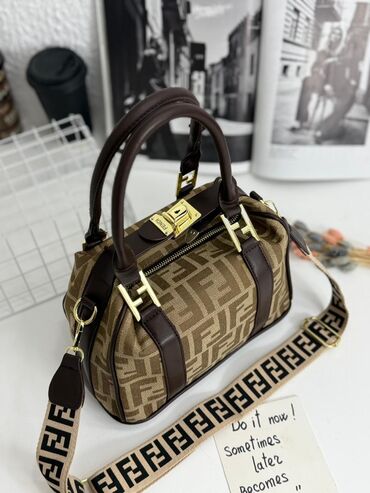 miu miu eynek: Сумка с короткой ручкой, Fendi