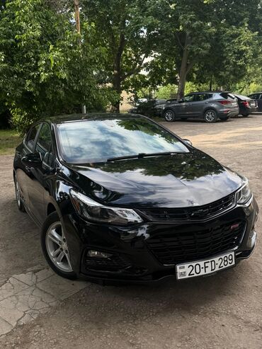 бампер на гольф 2: Chevrolet Cruze: 1.4 l | 2017 il 199000 km Sedan