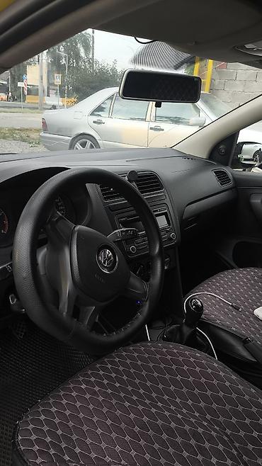passat variant: Volkswagen Polo: 2016 г., 1.6 л, Механика, Бензин, Седан — 5